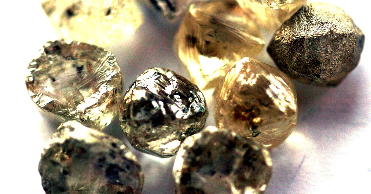 Botswana intent on selling more diamonds without De Beers