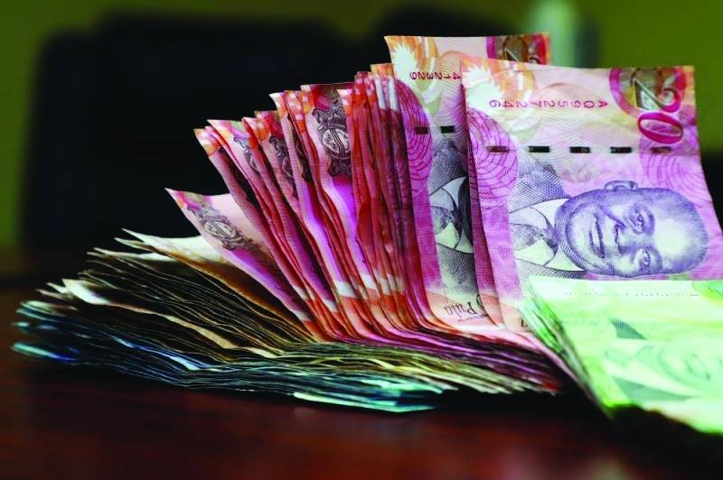 Forex powers banks' non-interest earnings